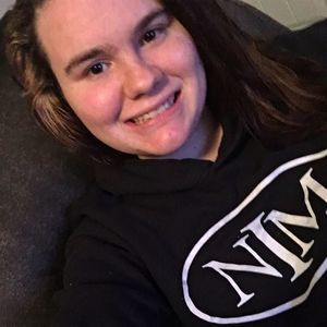 Meet your Posher, Briana